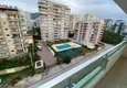Dostępny zakup Dwupoziomowy penthouse w Mahmutlarze z meblami w zadbanym kompleksie 15
