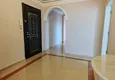 Dostępny zakup Panoramiczny apartament z dwiema sypialniami i meblami, przeszklony balkon w Mahmutlar 1 