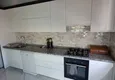 Dostępny zakup Umeblowany apartament 3+1 z przeszklonym balkonem i widokiem na góry - Centrum Alanya 7