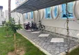 Kupić Umeblowane mieszkanie w Mahmutlar z przeszklonym balkonem w kompleksie premium 11 