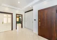 Dostępny zakup Jednopoziomowy apartament 4+1 z oddzielną kuchnią w centrum Alanyi, plaża Kleopatra 1