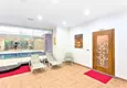 Kupić Apartament 1+1 w centrum Mahmutlar — meble, przeszklony balkon, 200 metrów od morza 31