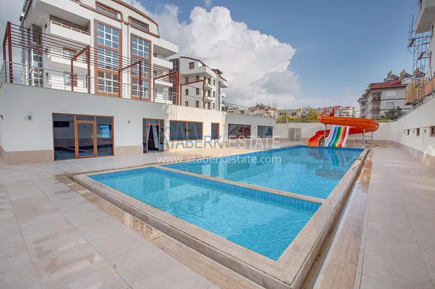 Nieruchomości komercyjne w Alanya, dzielnica Oba 4 