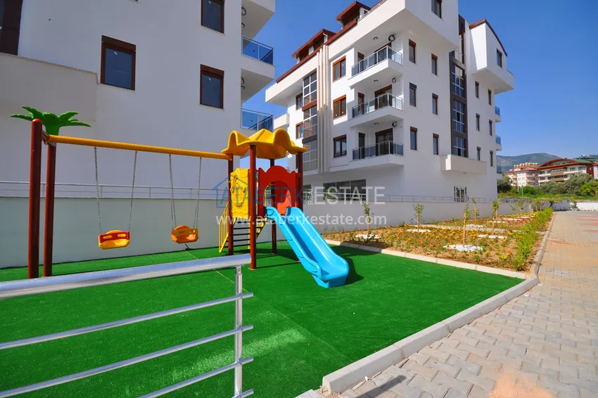 Nieruchomości komercyjne w Alanya, dzielnica Oba 9 