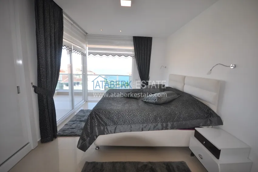 Kupuj  Dwupoziomowy penthouse w Tosmur jest przestronny z meblami i widokiem na morze 15 