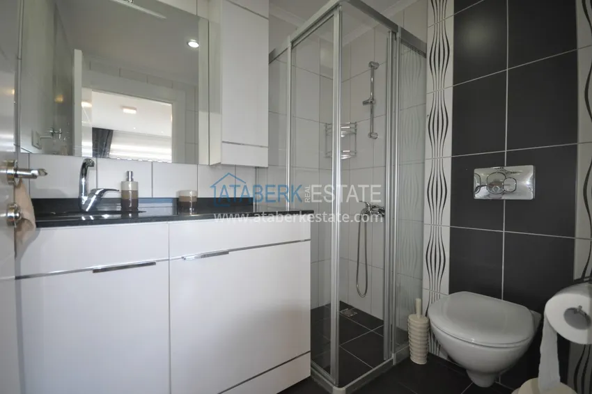 Kupuj  Dwupoziomowy penthouse w Tosmur jest przestronny z meblami i widokiem na morze 18 