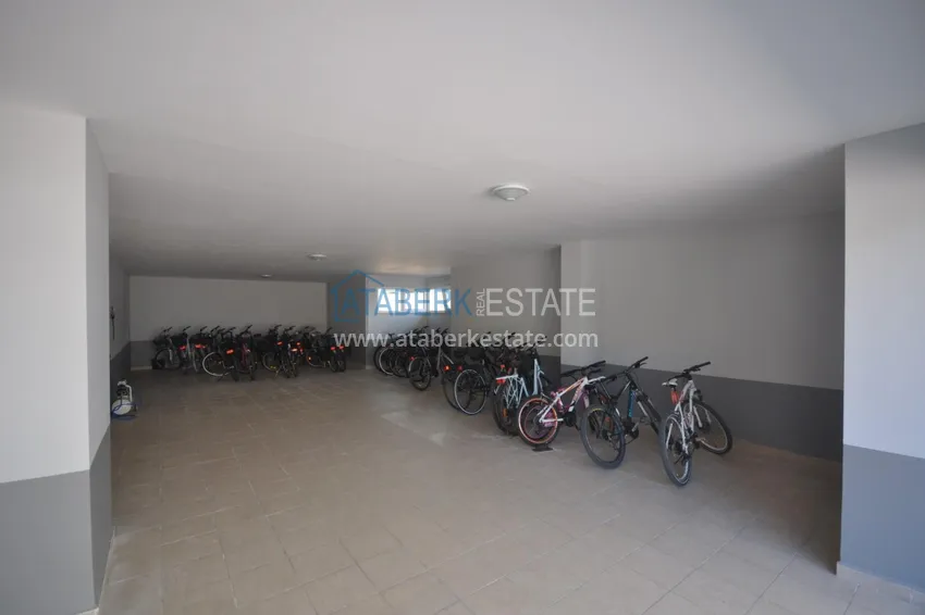 Dwupoziomowy penthouse w Tosmur jest przestronny z meblami i widokiem na morze 19 