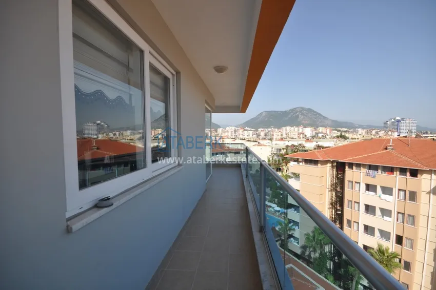 Kupuj  Dwupoziomowy penthouse w Tosmur jest przestronny z meblami i widokiem na morze 21 