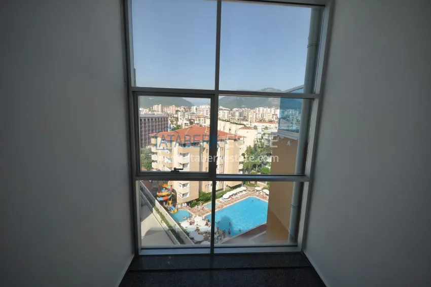 Kupuj  Dwupoziomowy penthouse w Tosmur jest przestronny z meblami i widokiem na morze 24 