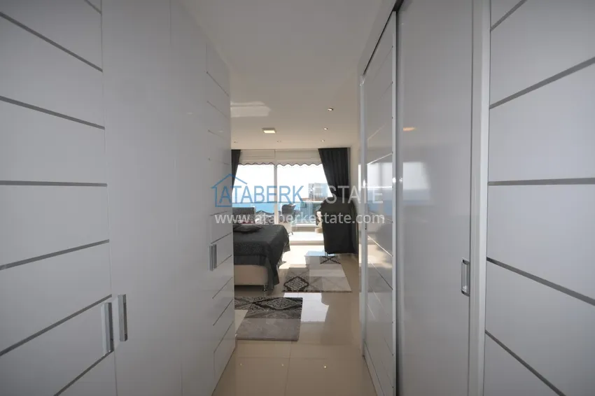 Kupuj  Dwupoziomowy penthouse w Tosmur jest przestronny z meblami i widokiem na morze 28 