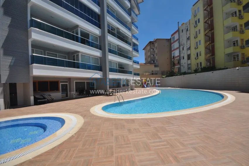 Dwupoziomowy penthouse w Tosmur jest przestronny z meblami i widokiem na morze 6 