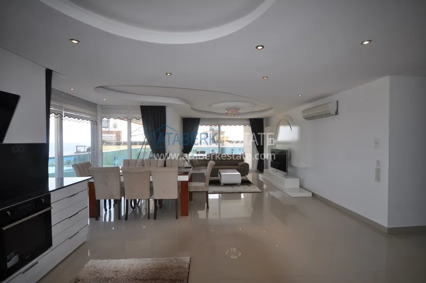 Kupuj  Dwupoziomowy penthouse w Tosmur jest przestronny z meblami i widokiem na morze 7 