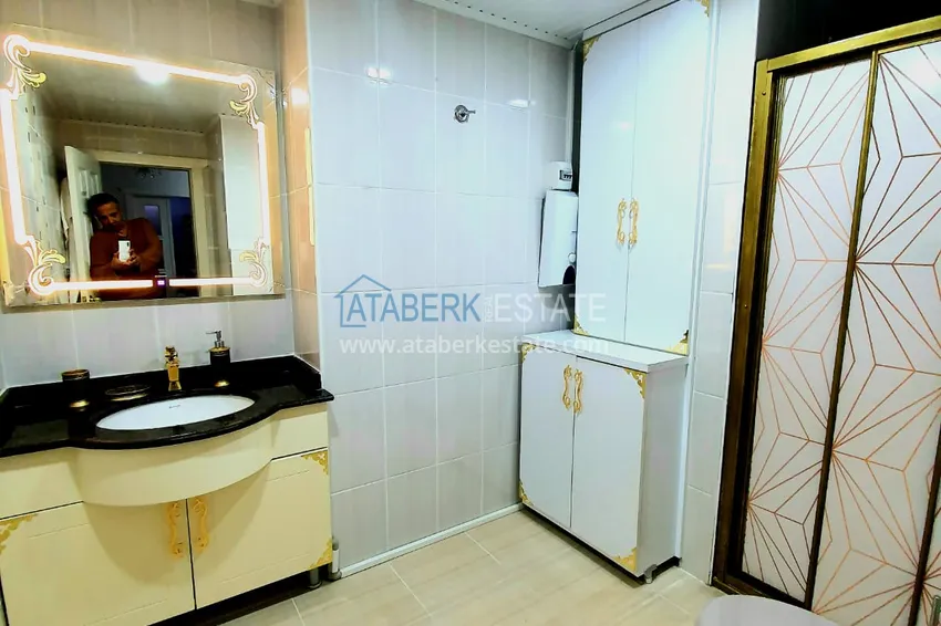 Kupuj  Dwupoziomowy penthouse w Oba z meblami w komfortowym kompleksie 15 