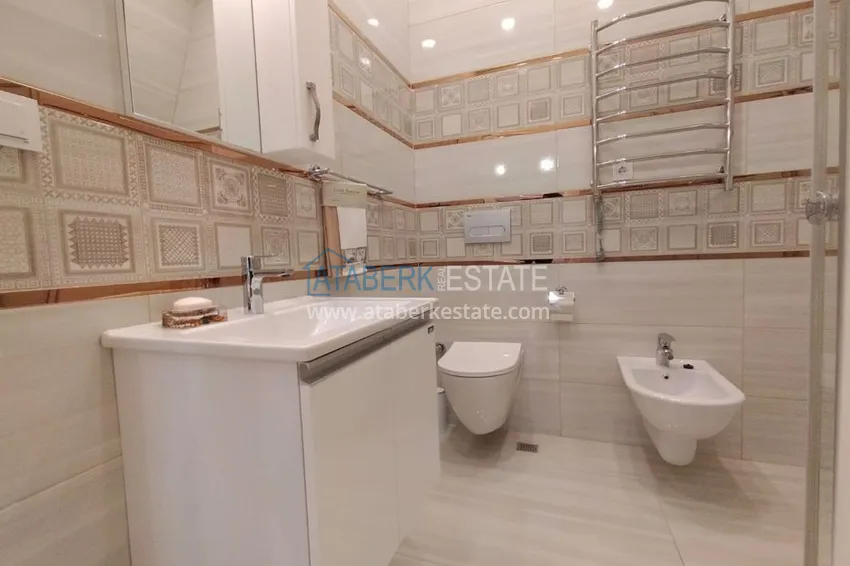 Kupuj  Duplex w centrum Alanyi - plaża Kleopatry 18 