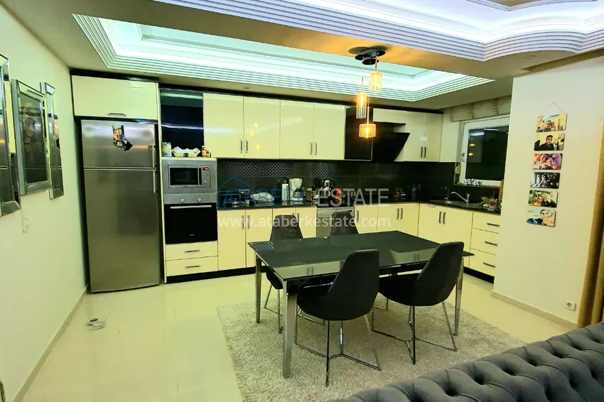 Kupuj  Dwupoziomowy penthouse w Oba z meblami w komfortowym kompleksie 2 