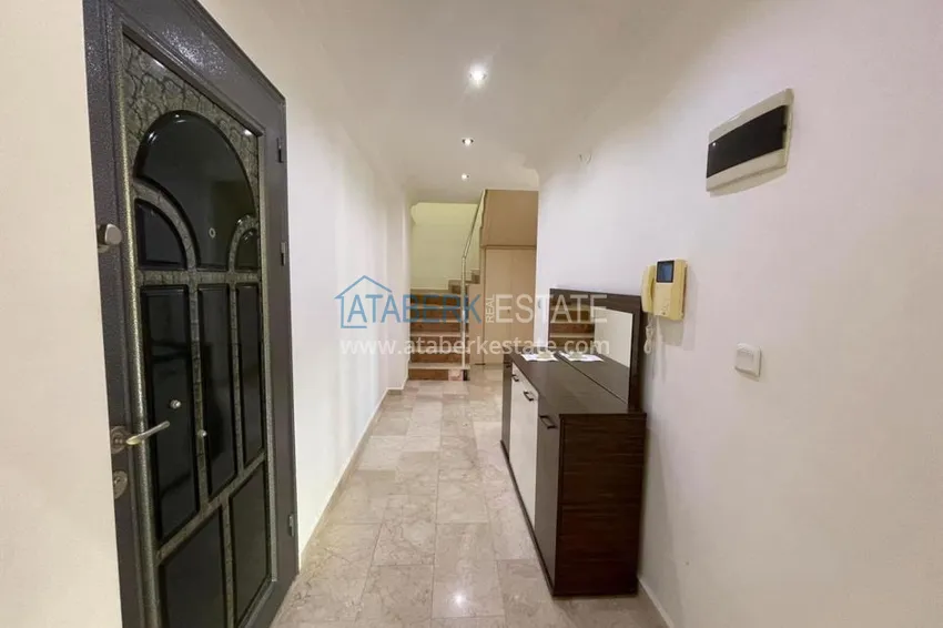 Kupuj Ogromny penthouse w Mahmutlarze z przepięknym widokiem 1