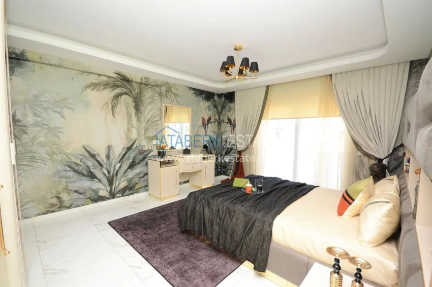 Kupuj Penthouse w Mahmutlarze od właściciela z meblami i widokiem na góry 11