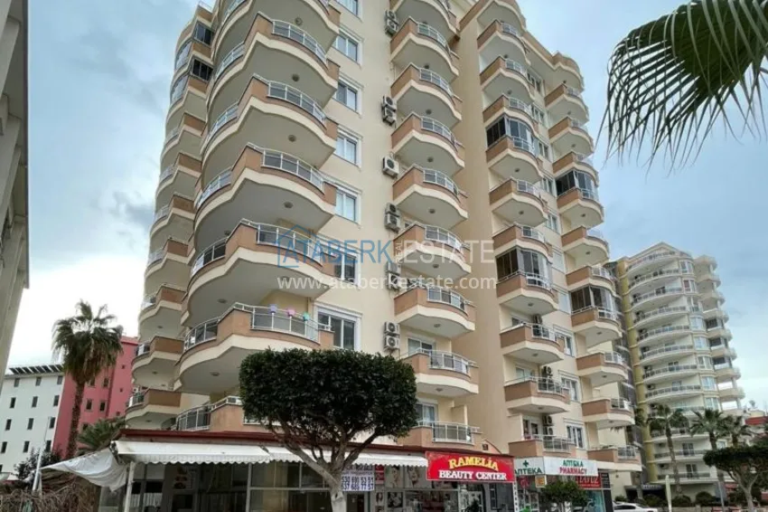Apartament w Mahmutlarze z widokiem na morze w przytulnym kompleksie 1 