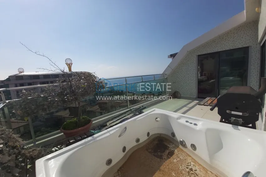 Kupuj Penthouse w Kargicaku z autorskim wnętrzem i widokiem na morze i góry 24 