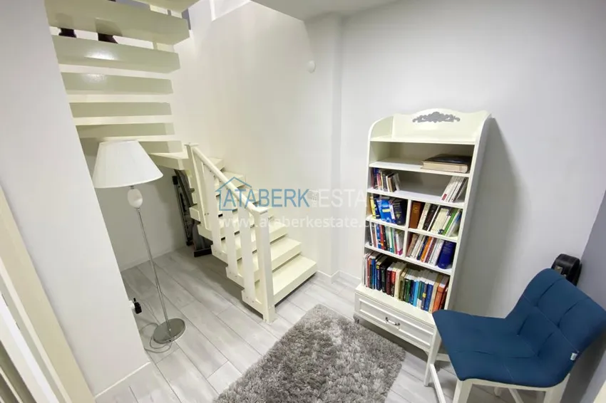 Kupuj Dwupoziomowy penthouse w Mahmutlarze z meblami w zadbanym kompleksie 8