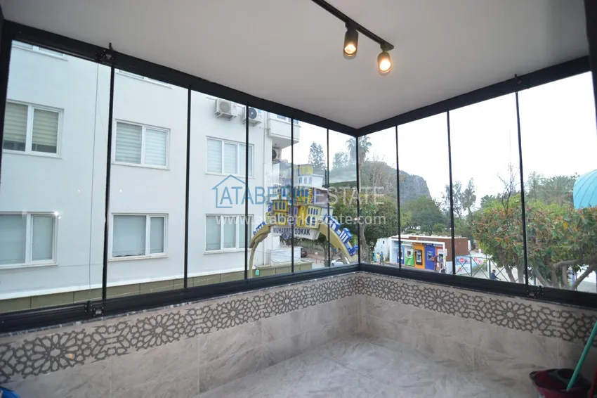 Kupuj  Apartament w centrum Alanyi z luksusowym wnętrzem, 70 metrów od plaży Kleopatry 13 