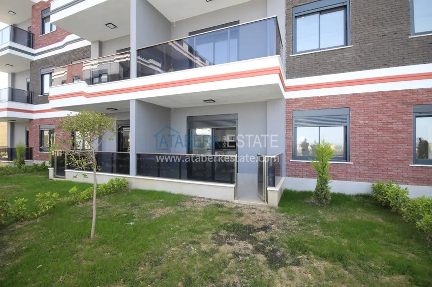 Apartament w Kargicaku z pięknym wykończeniem i widokiem na morze i góry 11 