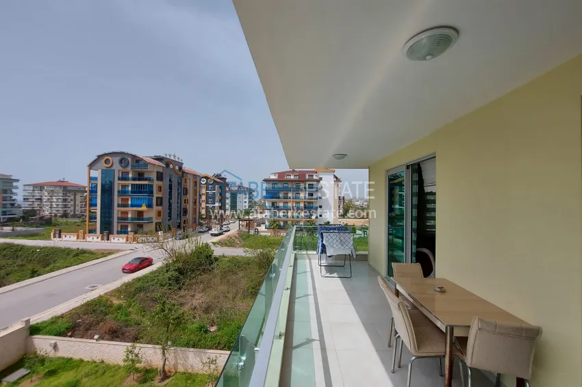 Kupuj  Umeblowane apartamenty w Kestel z widokiem na morze w kompleksie mieszkalnym 11 