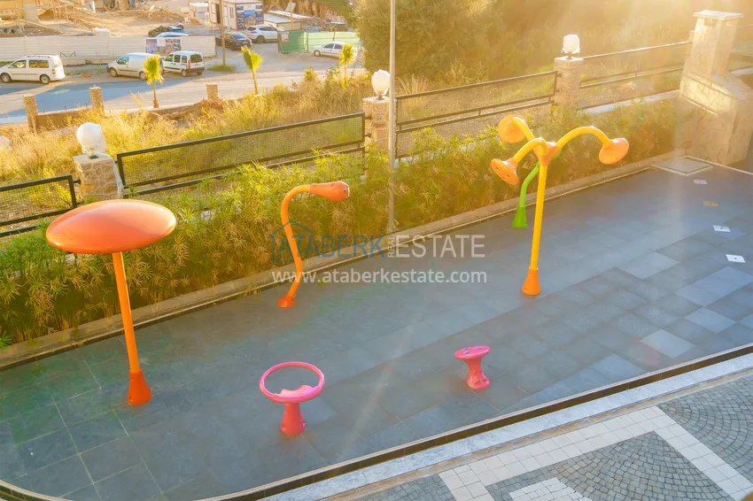 Apartament w Kargicaku z widokiem na morze w kompleksie na pierwszej linii brzegowej 18 