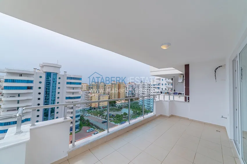 Kupuj Dwupoziomowy penthouse w Mahmutlarze z widokiem na morze i góry 16
