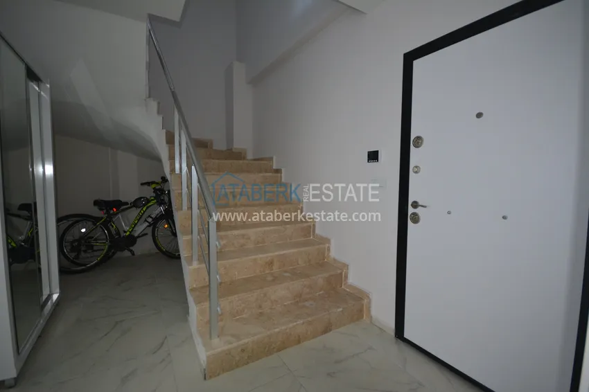 Kupuj Umeblowany penthouse w Mahmutlarze z widokiem na morze w młodym kompleksie 1 