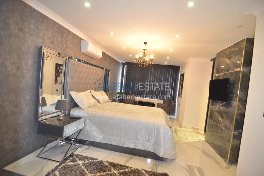 Kupuj  Apartament w centrum Alanyi z luksusowym wnętrzem, 70 metrów od plaży Kleopatry 23 