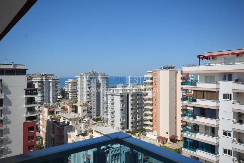 Kupuj Umeblowany penthouse w Mahmutlarze z widokiem na morze w młodym kompleksie 21 