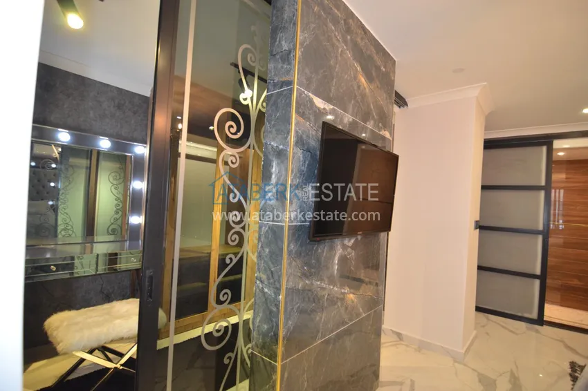 Kupuj  Apartament w centrum Alanyi z luksusowym wnętrzem, 70 metrów od plaży Kleopatry 26 