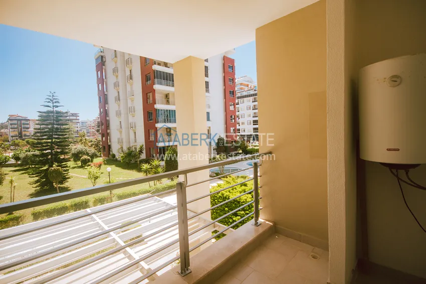 Kupuj  Apartament w Mahmutlarze z meblami i osobną kuchnią w komfortowym kompleksie 22 