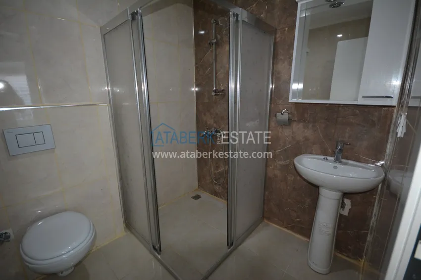 Kupuj Umeblowany penthouse w Mahmutlarze z widokiem na morze w młodym kompleksie 24 