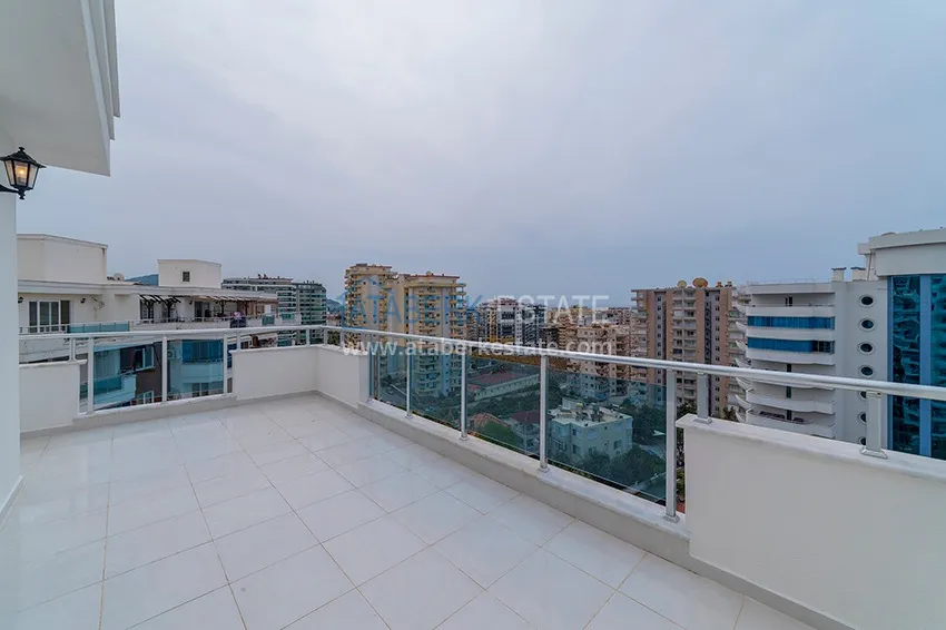 Kupuj Dwupoziomowy penthouse w Mahmutlarze z widokiem na morze i góry 27