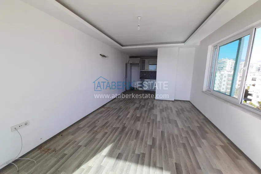 Kupuj  Apartment in Mahmutlar overlooking the sea and mountains in a complex with rich infrastructure 3 