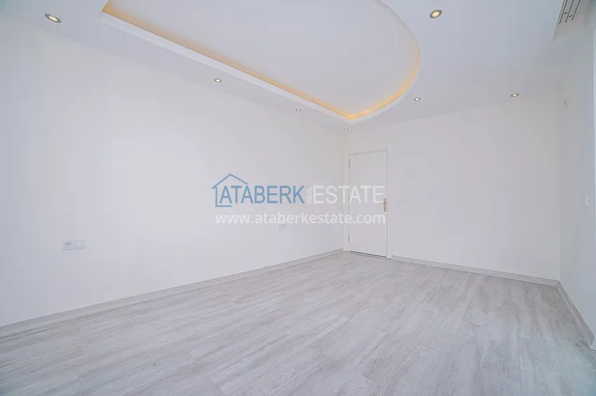 Kupuj Dwupoziomowy penthouse w Mahmutlarze z widokiem na morze i góry 4