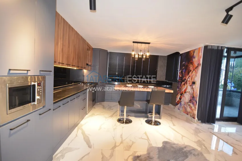 Kupuj  Apartament w centrum Alanyi z luksusowym wnętrzem, 70 metrów od plaży Kleopatry 7 
