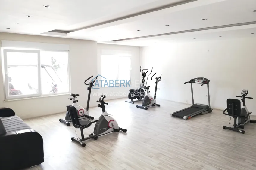 Dwupoziomowy penthouse w okolicy Alanya Kestel z widokiem na morze 8 