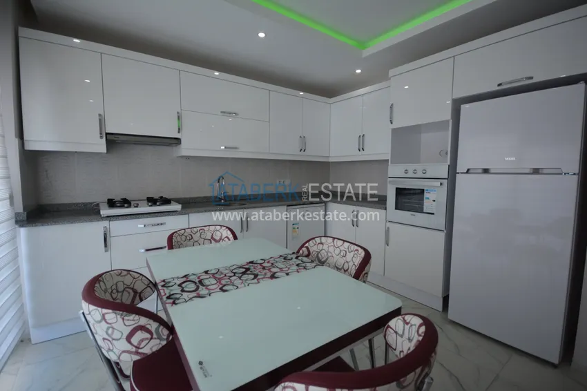 Kupuj Umeblowany penthouse w Mahmutlarze z widokiem na morze w młodym kompleksie 7 