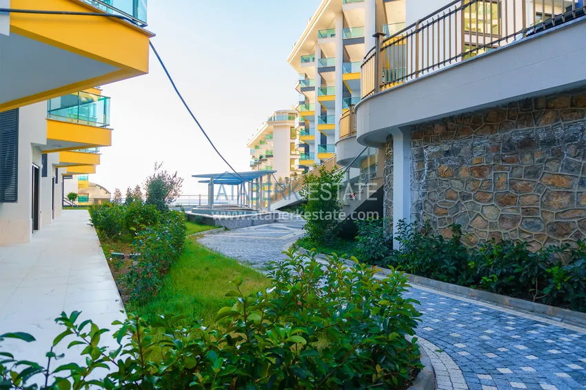 Apartament w Kargicaku z widokiem na morze w kompleksie na pierwszej linii brzegowej 10 