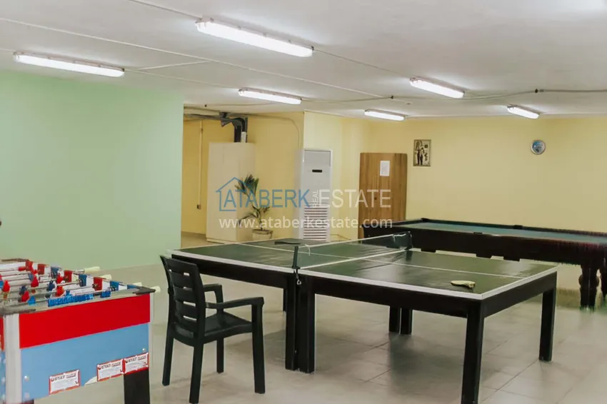 Apartament w Mahmutlarze z meblami i osobną kuchnią w komfortowym kompleksie 8 