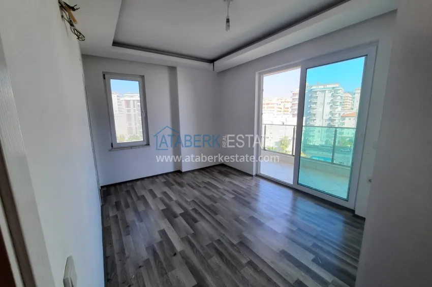 Kupuj  Apartment in Mahmutlar overlooking the sea and mountains in a complex with rich infrastructure 9 