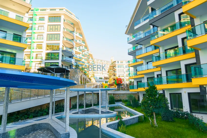 Apartament w Kargicaku z widokiem na morze w kompleksie na pierwszej linii brzegowej 12 