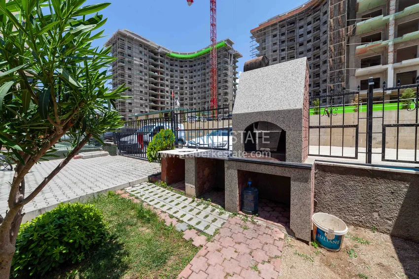 Apartament w Mahmutlarze z autorskim remontem, przeszklonymi balkonami i widokiem na morze 16 