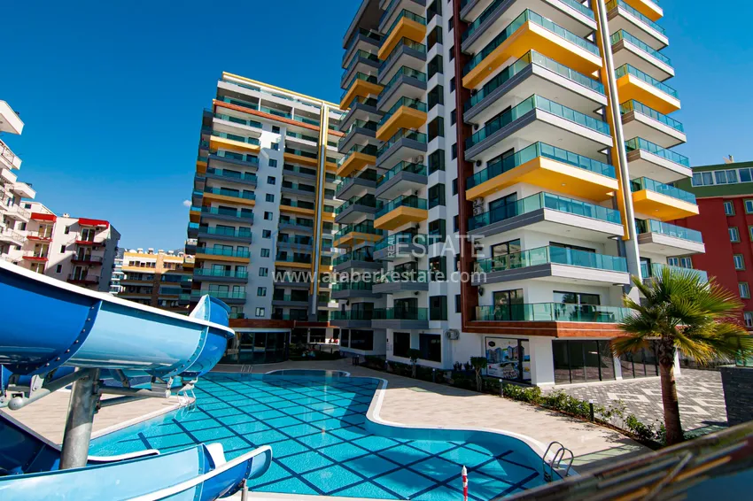 Apartament w Mahmutlar z meblami i widokiem na morze, przy plaży 4 