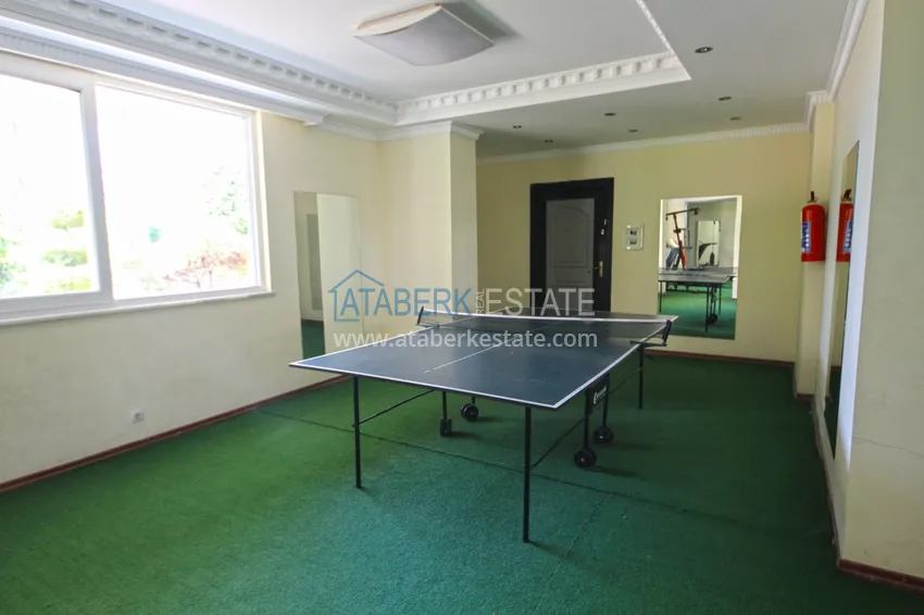 Apartament w Mahmutlarze z autorskim remontem, przeszklonymi balkonami i widokiem na morze 30 