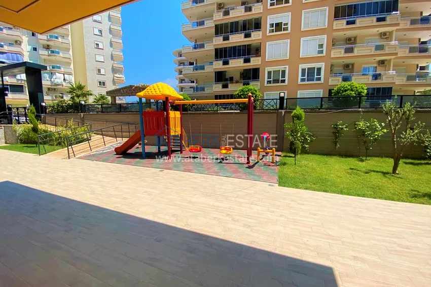 Umeblowany apartament w miejscowości Mahmutlar z oddzielną kuchnią i przeszklonym balkonem 7 