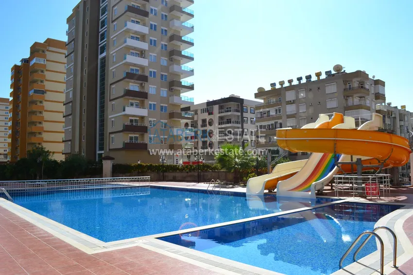 Apartament w Mahmutlarze z autorskim remontem, przeszklonymi balkonami i widokiem na morze 6 